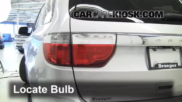 2011 Dodge Durango Crew 3.6L V6 FlexFuel Éclairage Feu stop (remplacer ampoule)